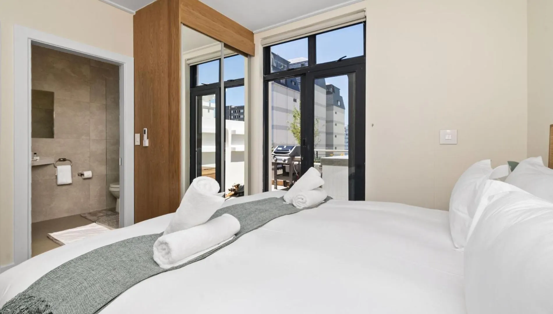 Apartment Ferienwohnung Atlantic Views Luxury 2-Bed With Pool In Sea Point Kapstadt Südafrika